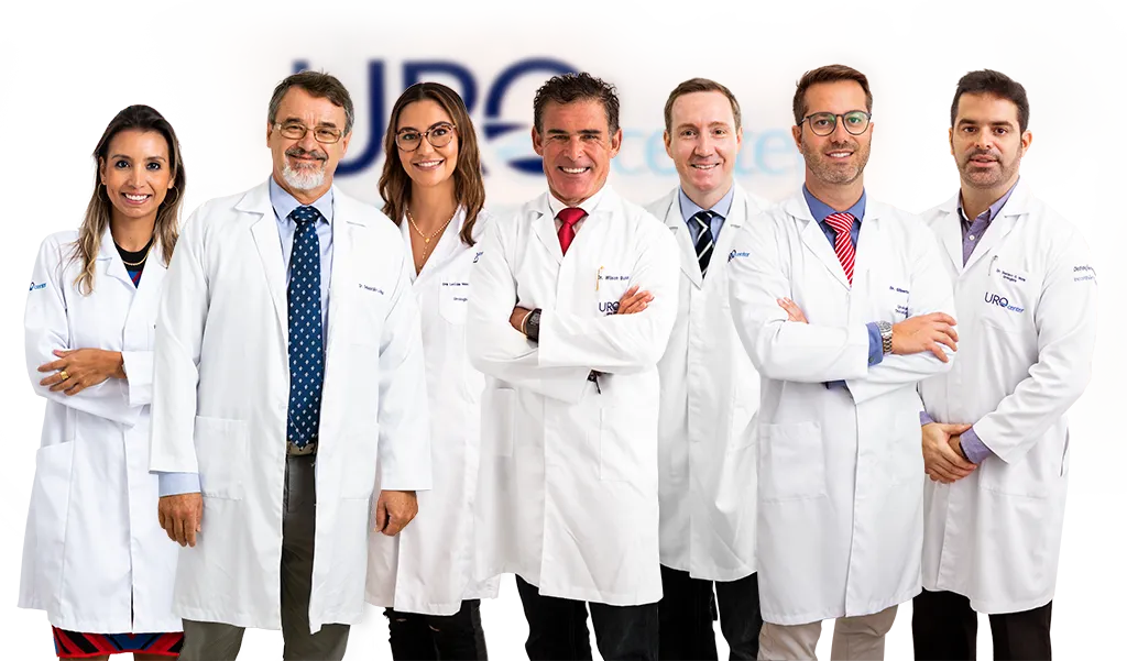 Corpo Médico da UROcenter. Da esquerda para direita, Dra. Fernanda Girardi, Dr. Sebastião Westphal, Dra. Letícia Leães, Dr. Wilson Busato, Dr. Yohann Pérès, Dr. Gilberto Almeida e Dr. Gustavo Mota